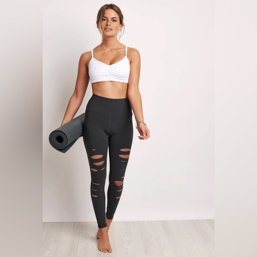 ALO Yoga Ripped Warrior Leggings NWT
